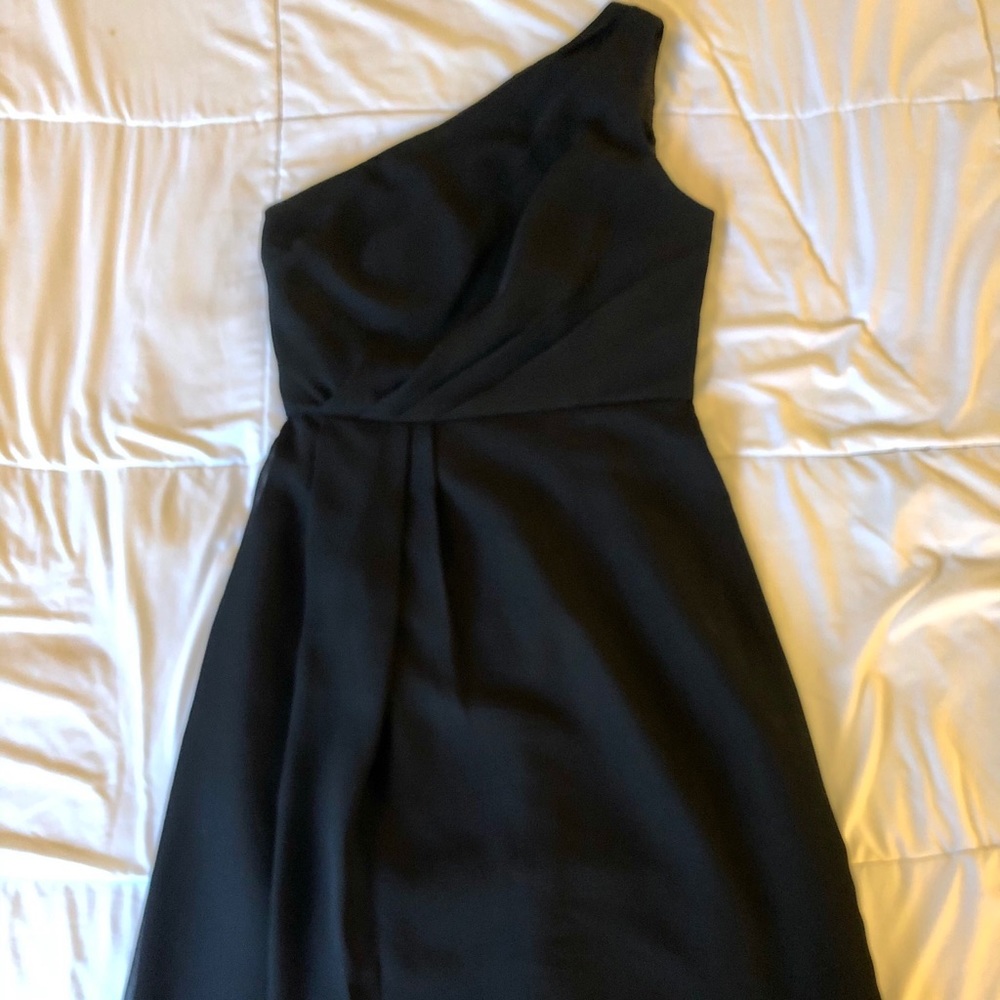 David’s Bridal Black One Shoulder Dress Size 4